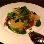 Le Caneton - ホタルイカの冷菜：紅ズワイガニとキャヴィア、フヌイユのピューレかな？