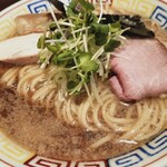 人力俥 - 背脂煮干そば（大盛・アップ）