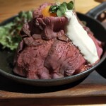 Bisutoro Sumiyakiniku Sakaba Chikinreggu - 