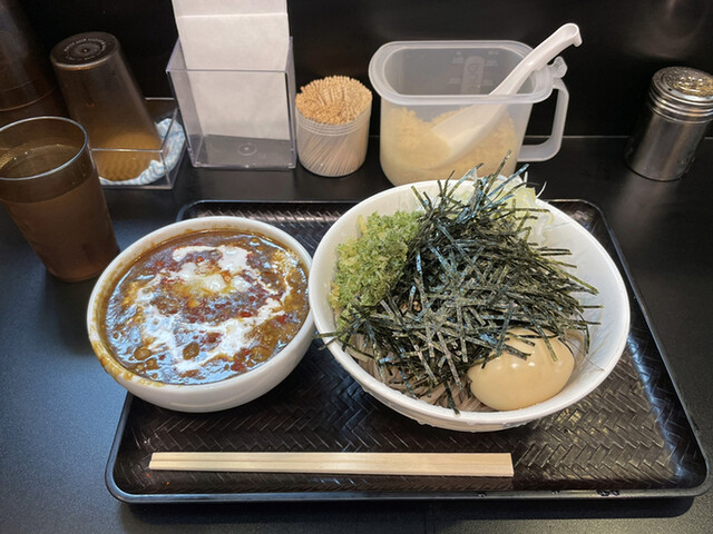 なぜ蕎麦にラー油をいれるのか 池袋南口店 都電雑司ケ谷 そば 食べログ なぜ蕎麦にラー油をいれるのか 池袋南口店 都電雑司ケ谷 そば 食べログ