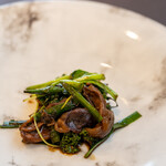 プレゼンテ スギ - 2021.6 利根川カミツキガメを穴熊の脂身と佐倉の野菜でソテー