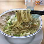 安福亭 - 太めの平麺
