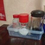 ささのや - カスターセットに味の素があるのが素晴らしい♪