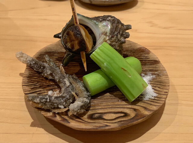 スペシャリテは 鮑の肝醤油で鮑のしゃぶしゃぶ By ジゲンａｃｅ 鮨 つきうだ 池尻大橋 寿司 食べログ