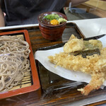 富士 - 天ざる蕎麦普通盛り