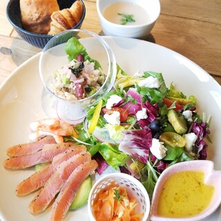 zukekura DELI&CAFE_0