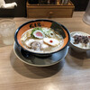 三麺流 武者麺 江坂店