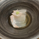 鮨 由う - ・平目 煎り酒で