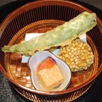 日本料理 まめぞう - トマト豆腐、天ぷら