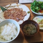 お食事と酒 本郷 - 料理写真: