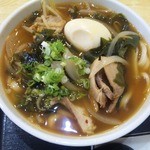 豚角煮うどん（ピリ辛）