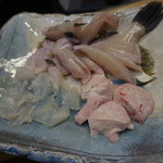 割烹 利助 - カワハギの鍋