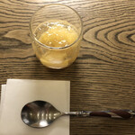 京都和久傳 - 白桃のジュレ