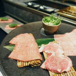 西麻布 焼肉 X - 