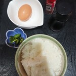 本格手打うどん 麺むすび - たまごかけごはん