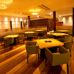 みなとみらいde 焼肉 DOURAKU - スタイリッシュな広々空間