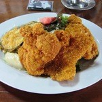 お食事処 ぼんち - チキンカツライス￥１０００の「メインプレート」