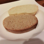 クチーナ シゲ - パンは2種類