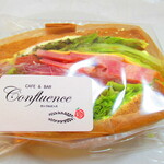 CAFE＆BAR Confluence - スペシャルサンド　７００円税込）の包装【２０２１年６月】