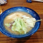 串焼き 巴 - キャベツ煮（ちくわぶはサービス）