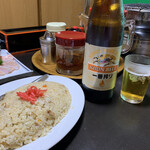 ドライブイン鳥 - 鳥めしと瓶ビール