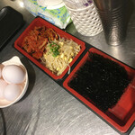 焼肉ヒロミヤ - キムチ、ナムル、韓国海苔