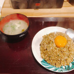 麺屋 凩 - カレー焼飯　¥700
付け合わせは御御御付け