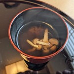 馳走 筏や - 赤だし（なめこ）