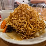 南海飯店 - かたい焼ソバの麺