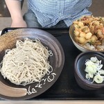 ゆで太郎 - ミニ季節のかき揚げ丼セット680円