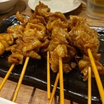 Taishuu Izakaya Toriichizu - 秘伝かわ串(1本) 70円