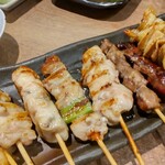 Taishuu Izakaya Toriichizu - おまかせ10本セット 999円