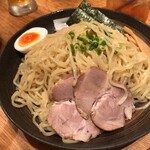 野方ホープ - つけ麺。大盛りは無料