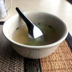 タンタワン - ランチのスープ