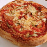 Pizza Carbo - 3種トマトの完熟トマトのイタリアーナ