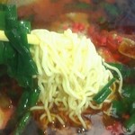 独特な麺アップ