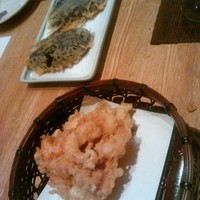 天ぷら新宿つな八 大丸店 - 小エビのかき揚げとなすかな
