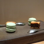 フィエルテ - マカロンとフィエルテ風エンガディナー