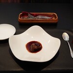 ベルエキップ - 究極のビーフシチュー　お肉は脇役、あくまで主役はスープ！