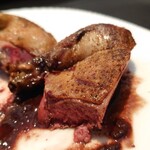 ベルエキップ - 鴨の一時間コンフィ　断面