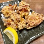 嘉文 - 桜姫鶏の唐揚げ660円(税込)