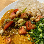 吉田カレー  - トマトとネギのアチャール