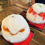 サカノウエカフェ - あんずマスカルポーネとすもも