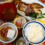 魚めし 竹亭 - 焼魚定食(尾鷲産鰤)1000円