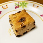 パレット - スコーン（レーズン）…税込120円