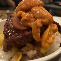 SATOブリアン 本店 - ヒレ肉のすき焼き、ウニ