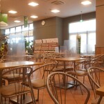 モスバーガー - イートインスペース