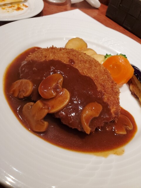 ラミ L Ami 旧居留地 大丸前 洋食 食べログ ラミ L Ami 旧居留地 大丸前 洋食 食べログ