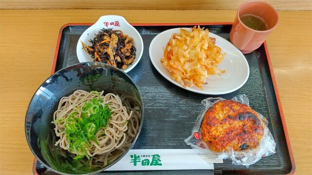 大衆食堂 半田屋 中田店 - 南仙台（食堂）の写真