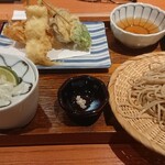 〆蕎麦 千花庵 - 日替わりの天ざる